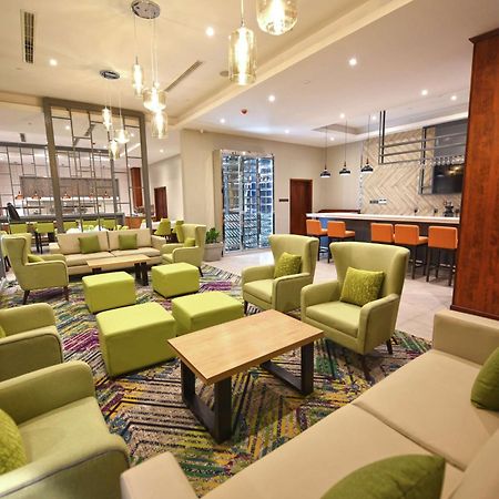 Hilton Garden Inn Kampala Extérieur photo