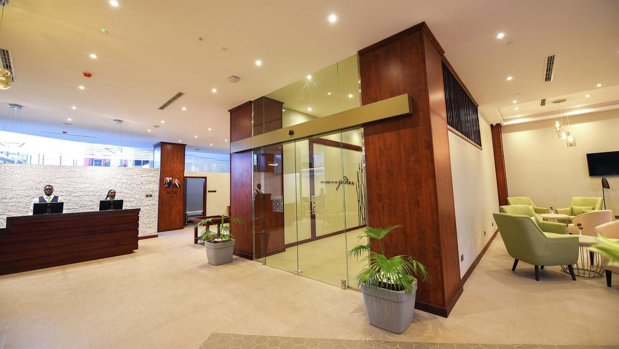Hilton Garden Inn Kampala Extérieur photo